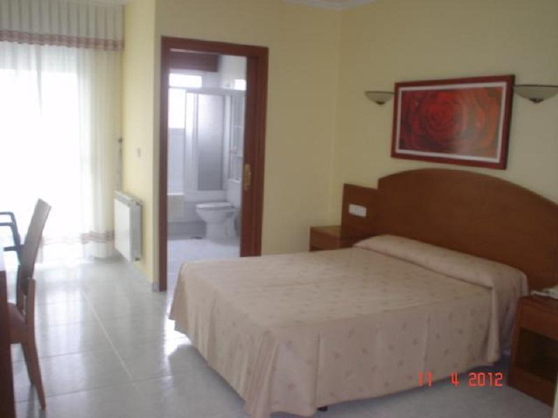 Hotel Pineiro 2 Estrellas Superior А-Лансада Экстерьер фото